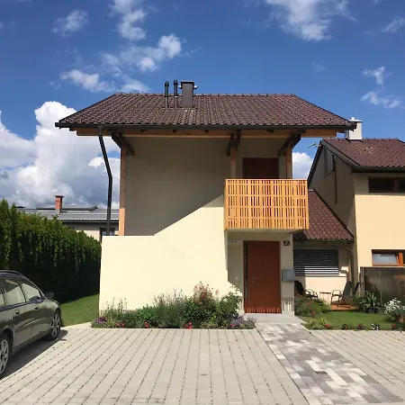 Apartman Klinar - Cosy With A Terrace