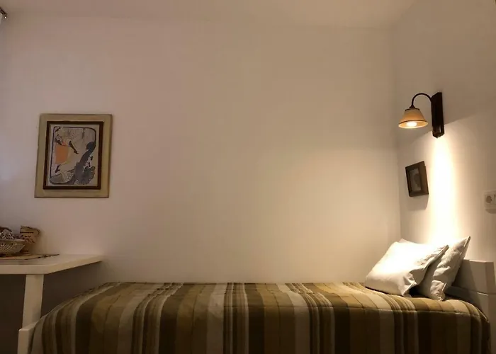 Klinar - Cosy With A Terrace