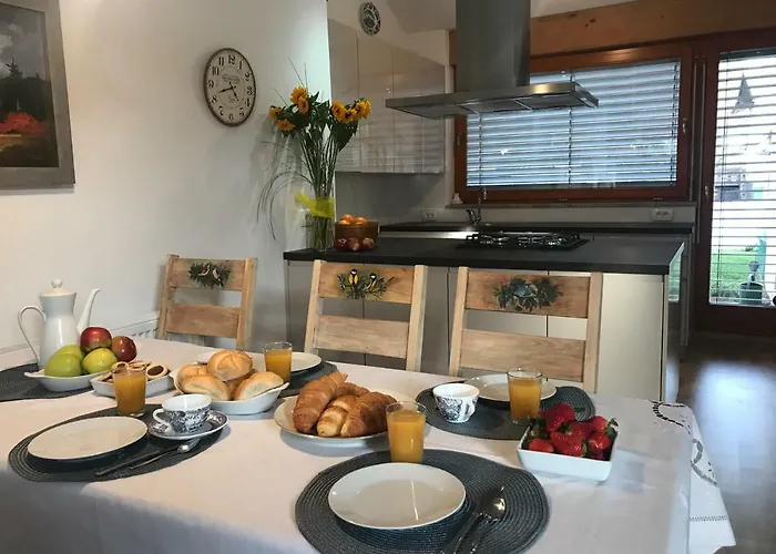 Klinar - Cosy With A Terrace *