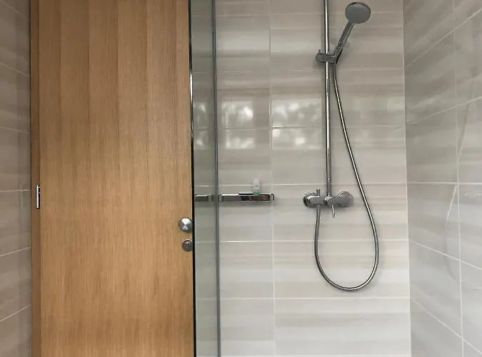 Klinar - Cosy With A Terrace